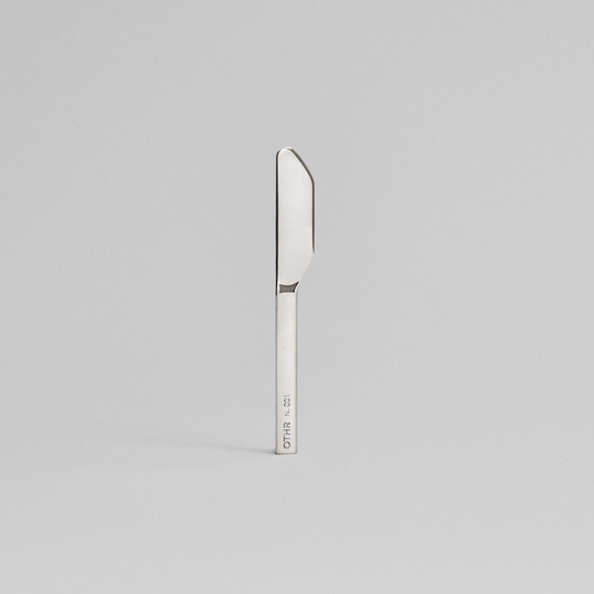 'Time In' | Othr
3D printed Silver butter knife now available worldwide... 📷 @othr__ #internationalshipping #silver #homeware #breakfast #michaelsodeaustudio #michaelsodeau #3dprinting #simplicity #moderncraft #design